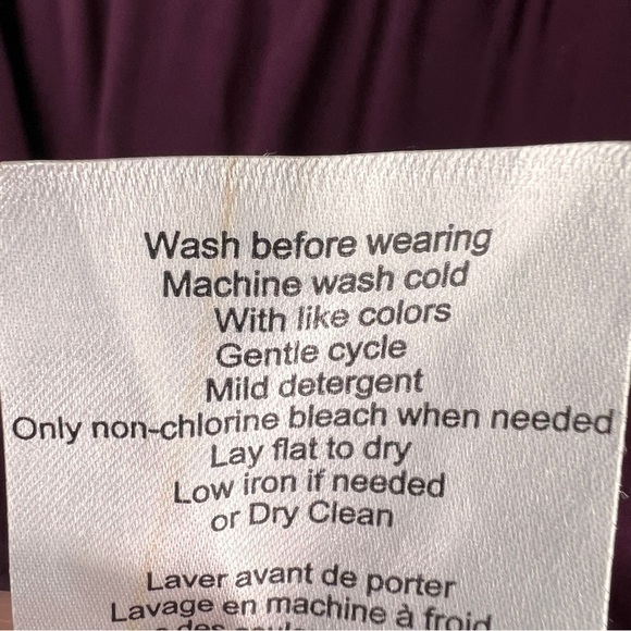 MOTHERHOOD MATERNITY WINE RAYON EMPIRE STYLE BLOUSE. Tie sleeve closure. XL - Picture 5 of 9